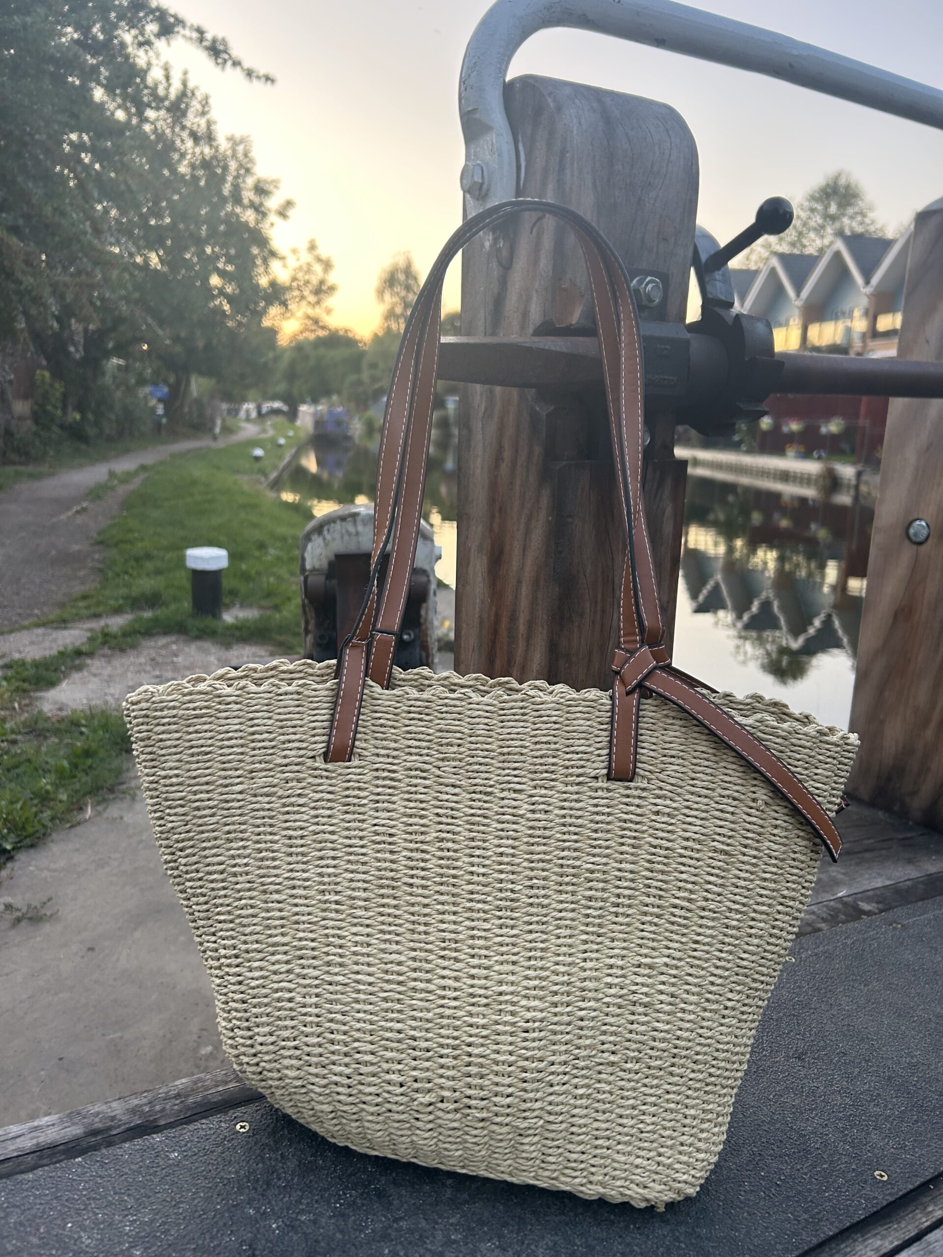 Capella Natural Woven Straw Summer Tote Bag - Image 4